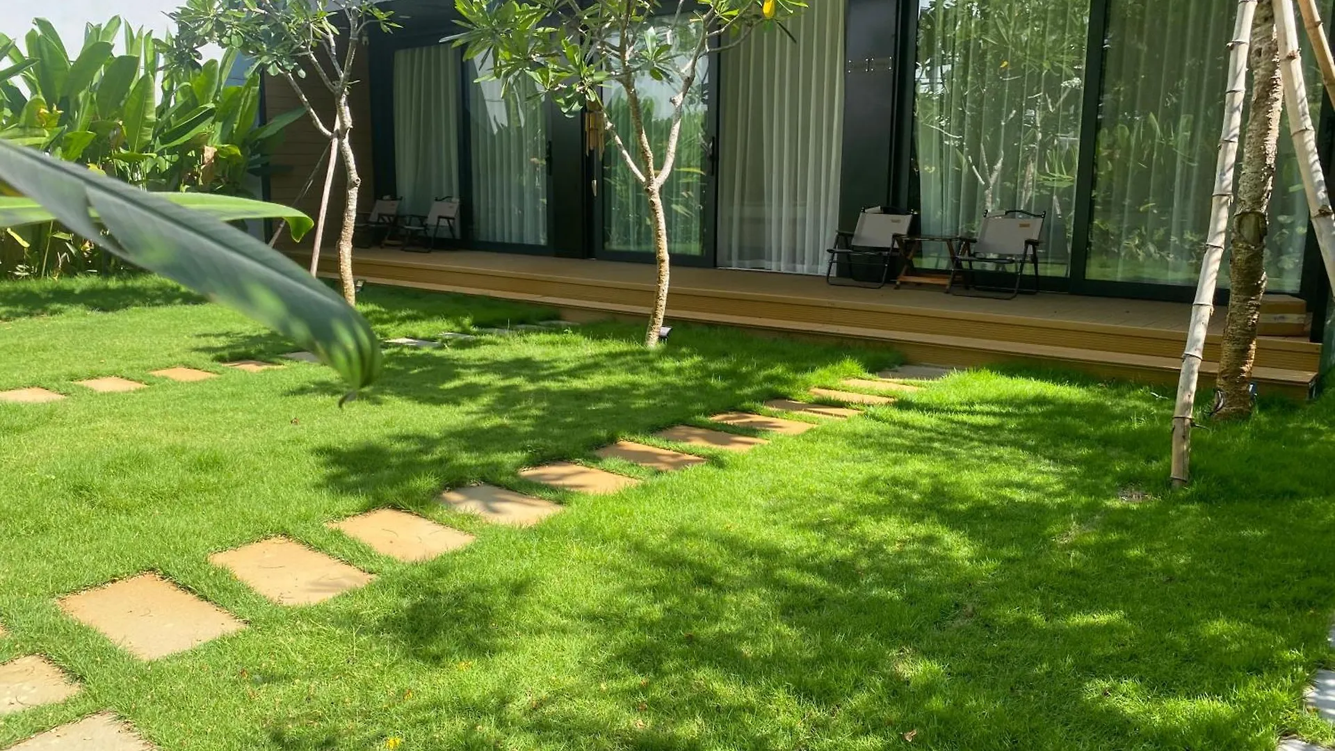 דה נאנג Elambo Space - Khong Gian Nghỉ DuõNg San VuòN GàN BiẻN